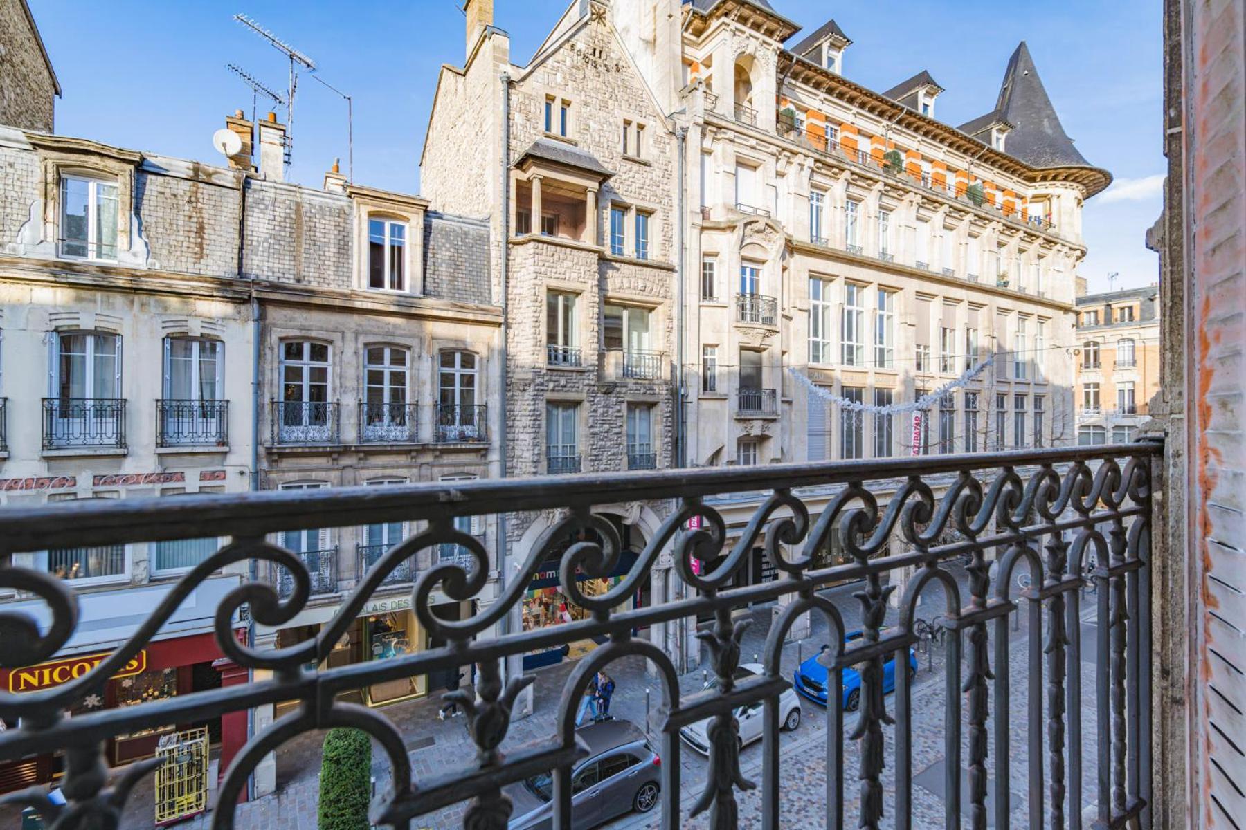 Champagne Central - Exceptionnel 3 Chambres Reims Esterno foto